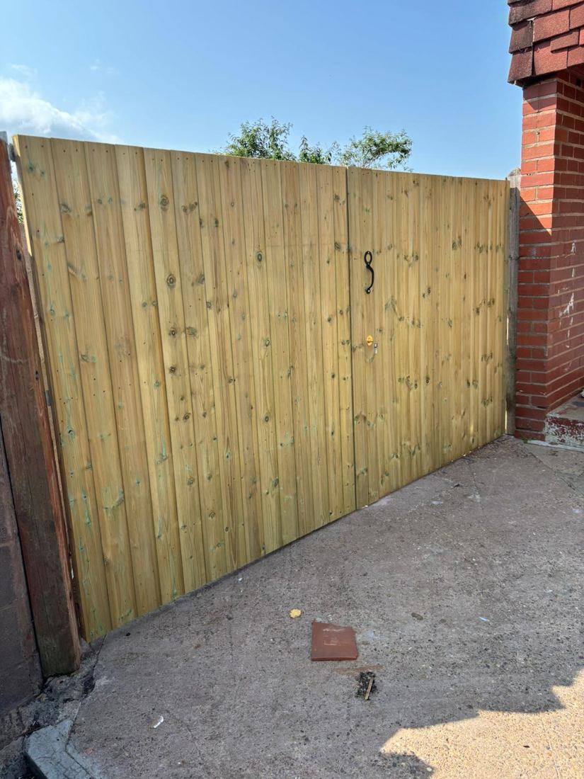 Garden Fencing and New Gate Installation in Worcester